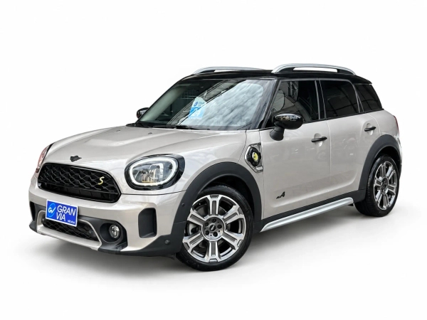 Foto do veículo MINI COUNTRYMAN 1.5 12V TWINPOWER TURBO HYBRID COOPER S E TOP ALL4 STEPTRONIC 2023/2024 8.297 KM R$ 199.000,00