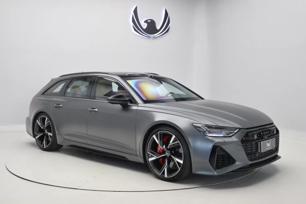 Foto do veículo AUDI RS6 Avant Quattro 2022/2022 9.400 KM R$ 1.059.000,00