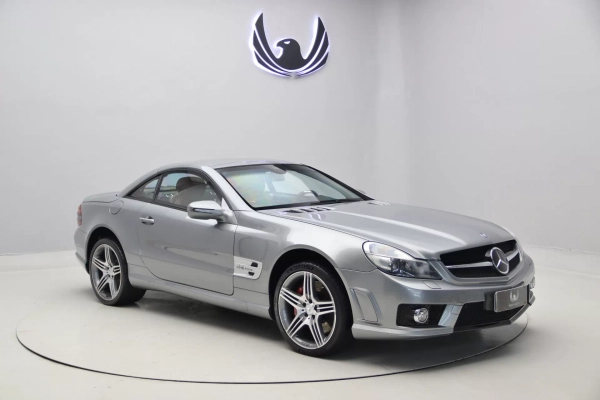 Foto do veículo MERCEDES-BENZ SL 63 AMG 2008/2009 52.230 KM R$ 375.000,00