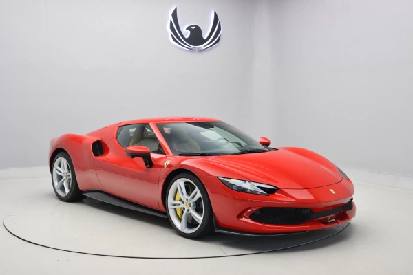 Foto do veículo FERRARI 296 GTB 2023/2023 2.750 KM R$ 3.380.000,00