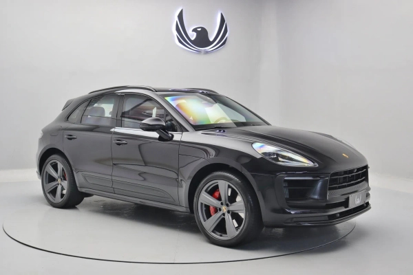 Foto do veículo PORSCHE MACAN GTS 2023/2024 19.900 KM R$ 710.000,00