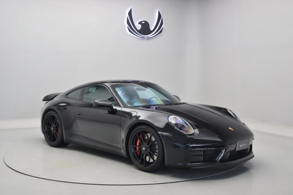 Foto do veículo PORSCHE 911 3.0 24V H6 GASOLINA CARRERA GTS PDK 2022/2022 9.550 KM R$ 835.000,00