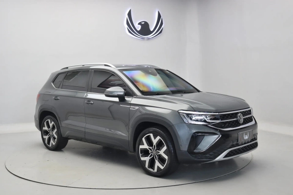 Foto do veículo VOLKSWAGEN TAOS Highline TSI 2025/2025 7.600 KM R$ 249.000,00