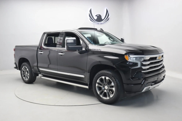 Foto do veículo CHEVROLET SILVERADO High Country 2023/2024 19.900 KM R$ 399.000,00