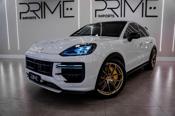 Foto do veículo PORSCHE CAYENNE 4.0 V8 GASOLINA TURBO GT COUPÉ AWD TIPTRONIC S 2023/2024 2.400 KM R$ 1.439.900,00