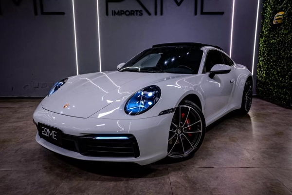 Foto do veículo PORSCHE 911 3.0 24V H6 GASOLINA CARRERA PDK 2020/2020 24.900 KM R$ 669.900,00