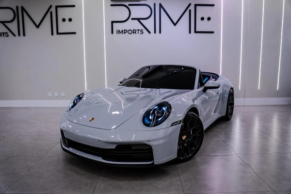 Foto do veículo PORSCHE 911 3.0 24V H6 GASOLINA CARRERA CABRIOLET PDK 2025/2025 2.900 KM R$ 1.129.900,00