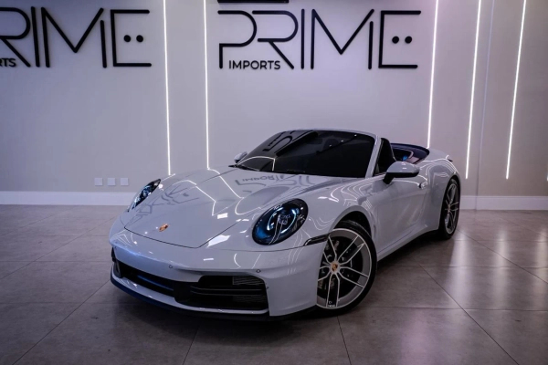 Foto do veículo PORSCHE 911 3.0 24V H6 GASOLINA CARRERA CABRIOLET PDK 2025/2025 2.900 KM R$ 1.098.900,00