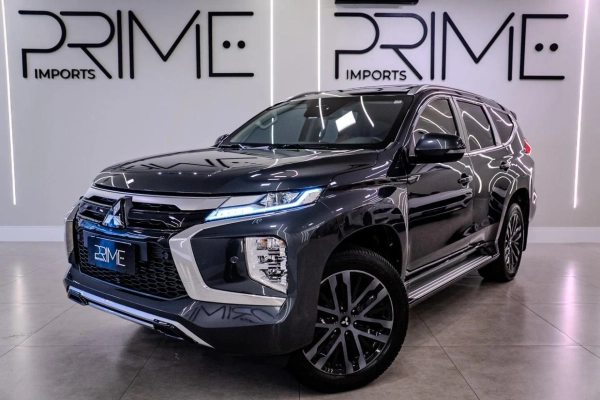 Foto do veículo MITSUBISHI PAJERO SPORT 2.4 16V MIVEC TURBO DIESEL LEGEND AWD AUTOMÁTICO 2023/2024 16.900 KM R$ 399.900,00