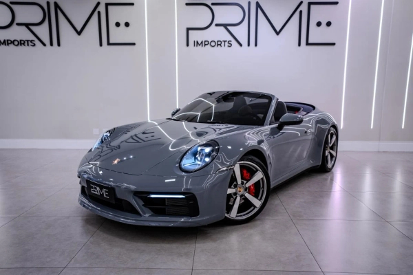 Foto do veículo PORSCHE 911 3.0 24V H6 GASOLINA CARRERA CABRIOLET PDK 2023/2024 3.900 KM R$ 998.900,00