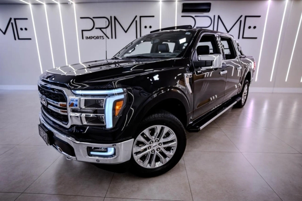 Foto do veículo FORD F-150 5.0 V8 GASOLINA CD LARIAT FX4 AUTOMÁTICO 2024/2024 15.900 KM R$ 454.900,00