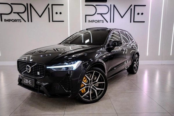 Foto do veículo VOLVO XC60 2.0 T8 RECHARGE POLESTAR ENGINEERED AWD GEARTRONIC 2021/2022 52.900 KM R$ 299.800,00