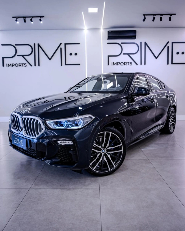 Foto do veículo BMW X6 3.0 TWINPOWER GASOLINA XDRIVE40I M SPORT AUTOMÁTICO 2021/2021 44.900 KM R$ 499.800,00