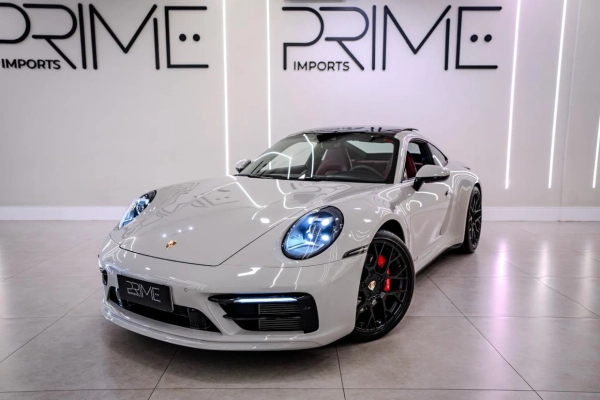 Foto do veículo PORSCHE 911 3.0 24V H6 GASOLINA CARRERA S PDK 2020/2020 19.900 KM R$ 790.000,00