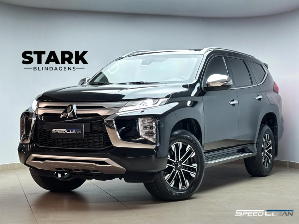 Foto do veículo MITSUBISHI PAJERO SPORT 2.4 16V MIVEC TURBO DIESEL HPE AWD AUTOMÁTICO 2023/2024 32.991 KM R$ 379.900,00