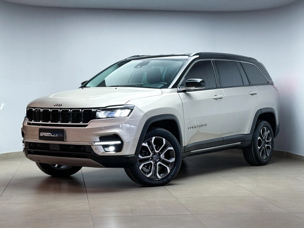 Foto do veículo JEEP COMMANDER 2.0 TD380 TURBO DIESEL LIMITED AT9 2022/2023 84.654 KM R$ 159.800,00