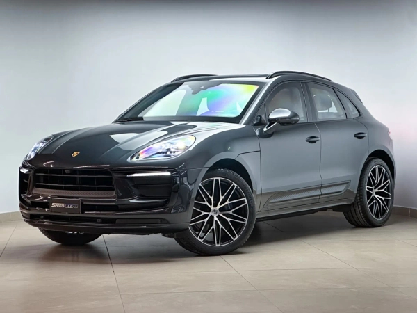 Foto do veículo PORSCHE MACAN 2.0 TURBO GASOLINA PDK 2025/2026 834 KM R$ 649.900,00