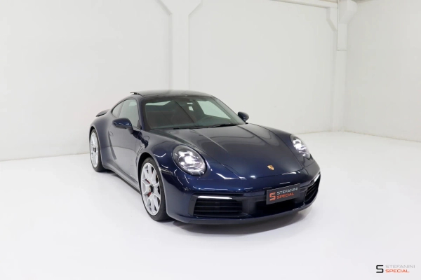 Foto do veículo PORSCHE 911 3.0 24V H6 GASOLINA CARRERA S PDK 2020/2020 7.502 KM R$ 779.990,00