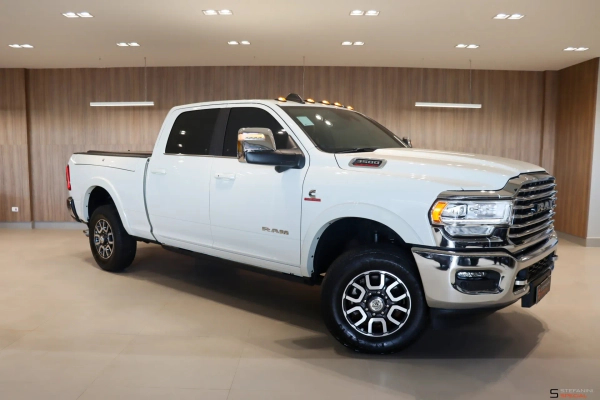Foto do veículo RAM 3500 6.7 I6 TURBO DIESEL LIMITED LONGHORN CD 4X4 AUTOMÁTICO 2024/2024 19.613 KM R$ 463.990,00