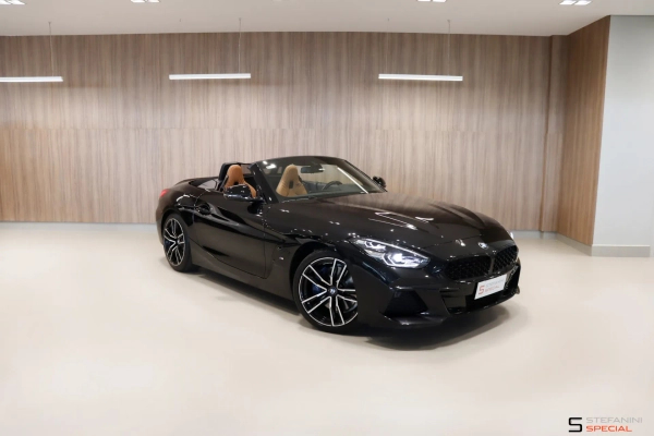 Foto do veículo BMW Z4 2.0 TWINPOWER GASOLINA SDRIVE30i M SPORT STEPTRONIC 2021/2021 22.115 KM R$ 364.900,00