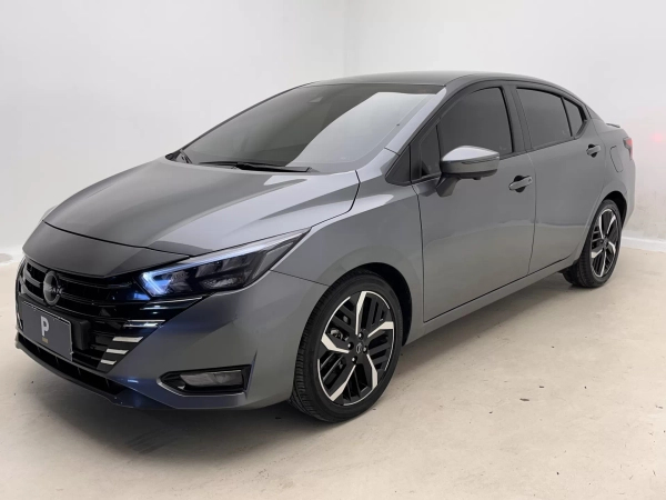 Foto do veículo NISSAN VERSA 1.6 16V FLEX EXCLUSIVE XTRONIC 2023/2024 17.752 KM R$ 109.900,00