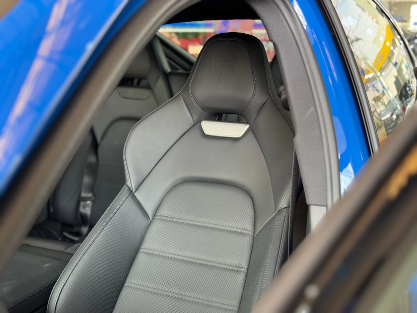Foto do veículo PORSCHE PANAMERA 2.9 V6 E-HYBRID 4 PDK 2025 10.925 KM R$ 849.000,00