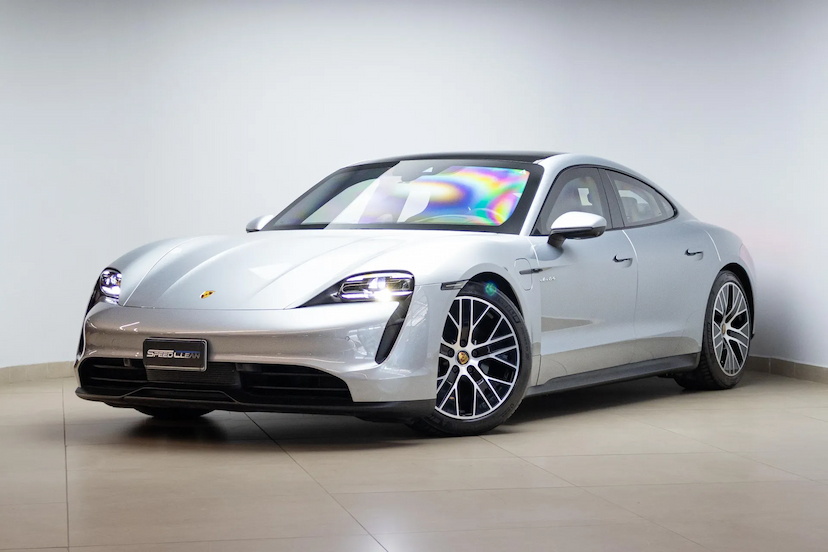 Foto do veículo PORSCHE TAYCAN ELÉTRICO 2021 8.575 KM R$ 450.000,00