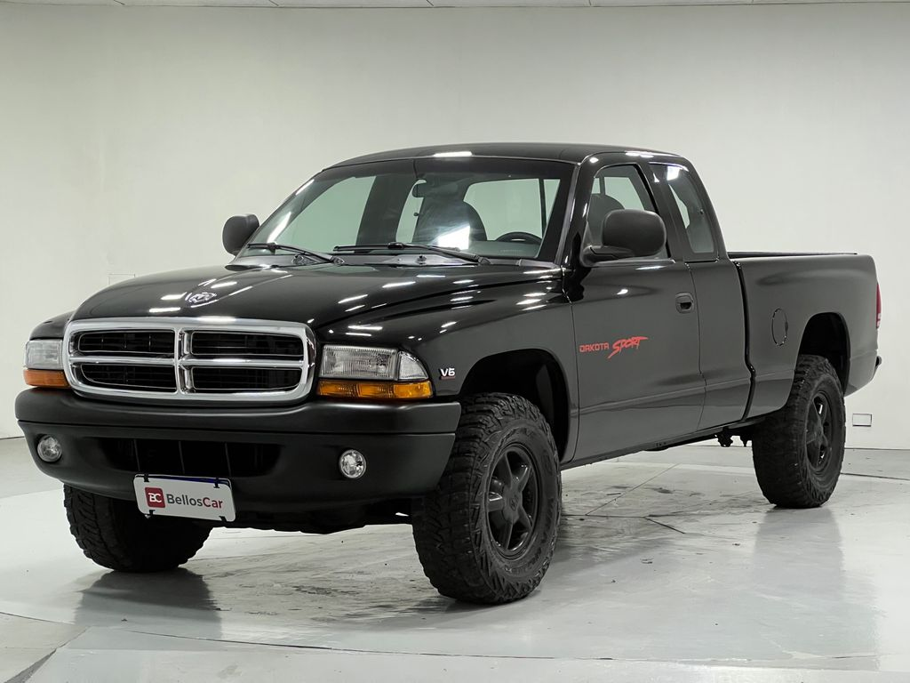 Foto do veículo DODGE DAKOTA Dodge Dakota Sport 3.9 V6 - Preto - 2000 1999/2000 224.942 KM R$ 110.000,00