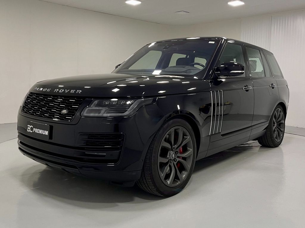 Foto do veículo LAND ROVER RANGE ROVER Land Rover Range R. SV Autob. Sc. Dyn. SWB 5.0 V8 - Preto - 2020 2020/2020 41.372 KM R$ 659.900,00