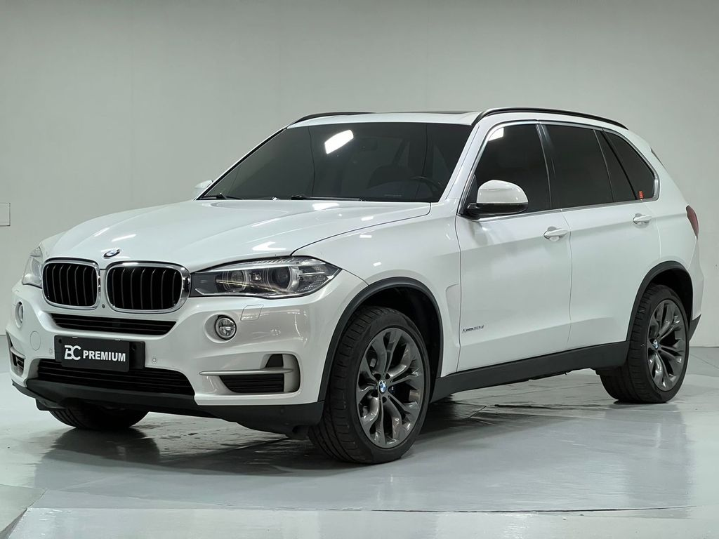 Foto do veículo BMW X5 X5 XDRIVE 30d 3.0 Diesel 2016/2017 96.820 KM R$ 189.900,00