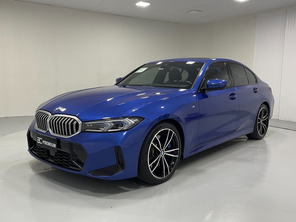 Foto do veículo BMW 320i 320iA 2.0 TB M Sport A.Flex/M.Sport 4p 2023/2023 22.816 KM R$ 295.900,00
