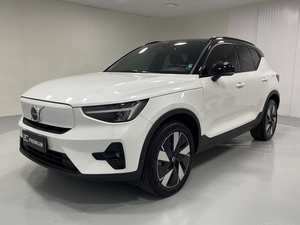 Foto do veículo VOLVO XC40 XC 40 Elétrico. 2023/2024 26.280 KM R$ 234.900,00