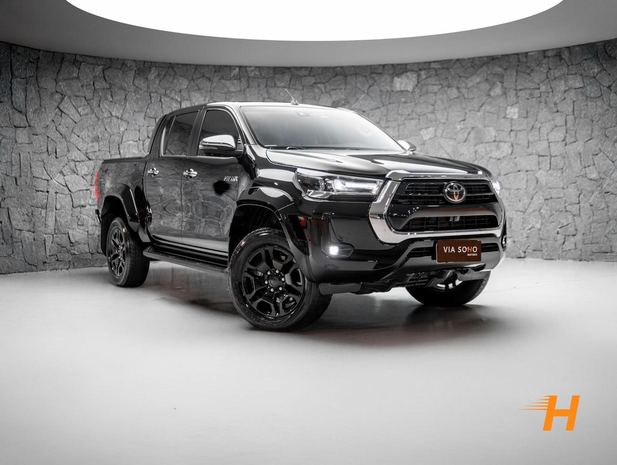Foto do veículo TOYOTA HILUX CDSRXA4RD 2025/2025 18.657 KM R$ 310.000,00