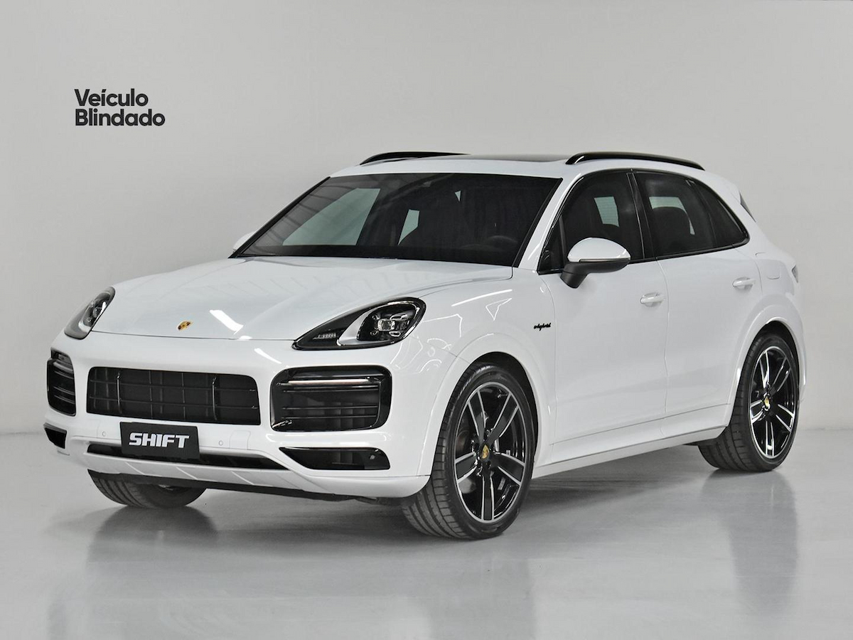 Foto do veículo PORSCHE CAYENNE PLATINUM ED. 3.0 V6 2023/2023 23.610 KM R$ 695.000,00