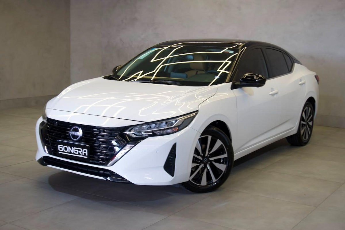 Foto do veículo NISSAN SENTRA EXCLUSIVE INT. PREMIUM 2.0 16V AUT. 2025/2026 4.274 KM R$ 165.900,00
