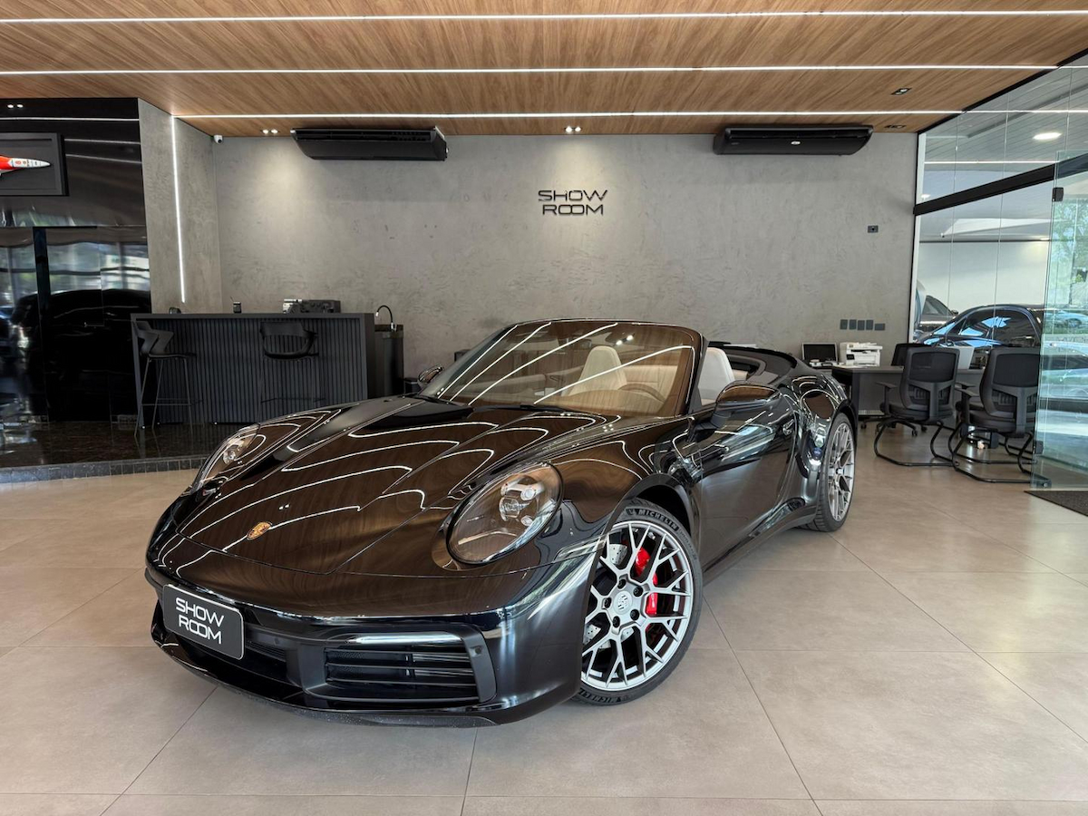 Foto do veículo PORSCHE 911 CARRERA SC 2023/2024 4.716 KM R$ 1.020.000,00