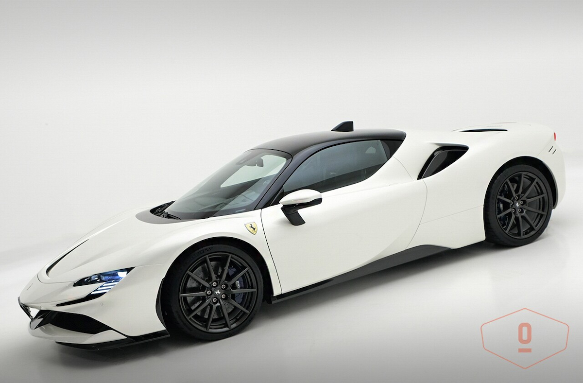 Foto do veículo FERRARI SF90 STRADALE 2021/2021 7.514 KM R$ 4.600.000,00