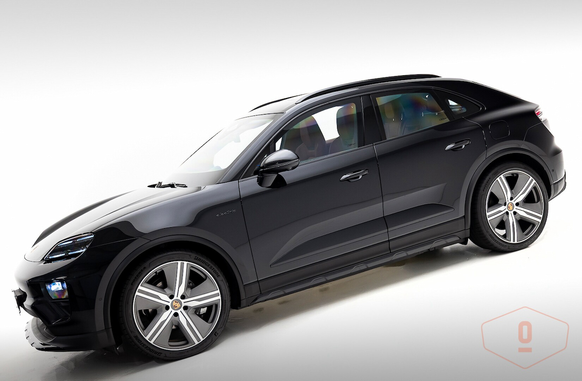 Foto do veículo PORSCHE MACAN 4 ELÉTRICO 2024/2024 1.487 KM R$ 700.000,00